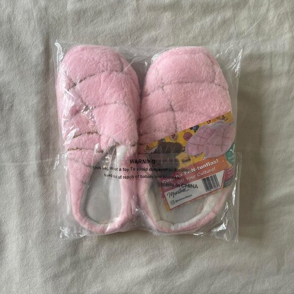NWT Concha Slippers / Pantunflas (sz S/M) - Picture 2 of 4